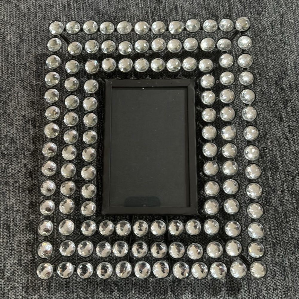 Rhinestone frame - Picture 4 of 9